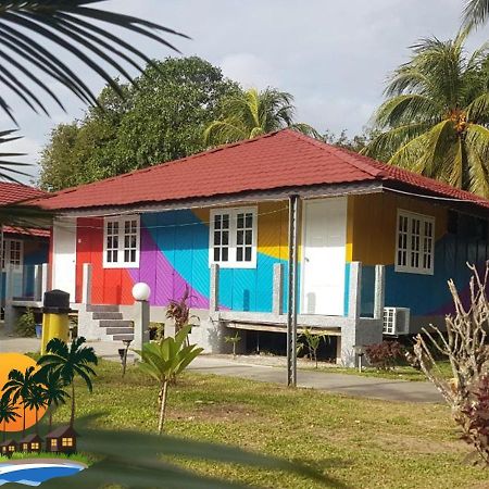 Global Ikhwan Resort Kuah Buitenkant foto