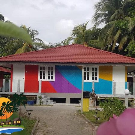 Global Ikhwan Resort Kuah Buitenkant foto